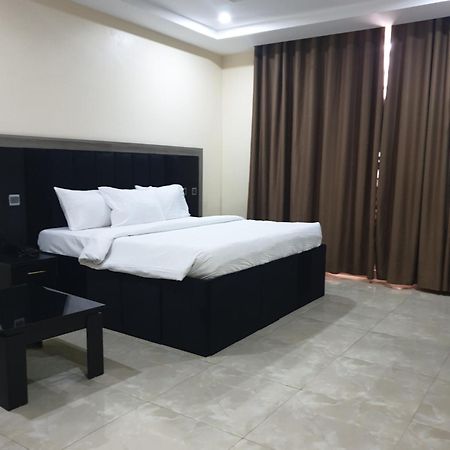 Golphins Suites & Hotel Abuja Dış mekan fotoğraf